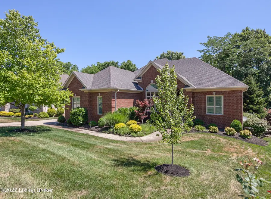 4217 Woodmont Park Ln, Louisville, KY 40245 - Image #3