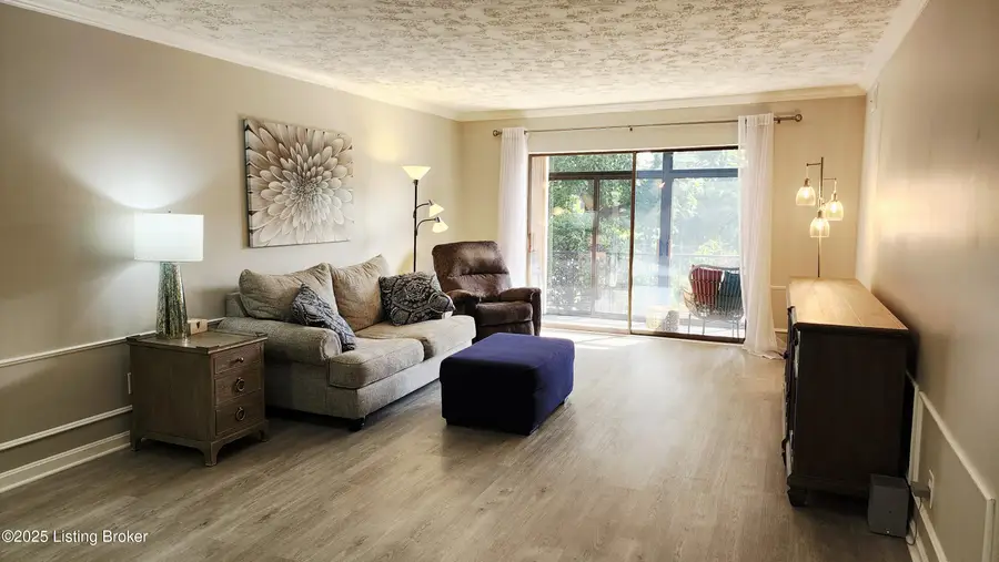 1600 Gardiner Ln #218, Louisville, KY 40205 - Image #2