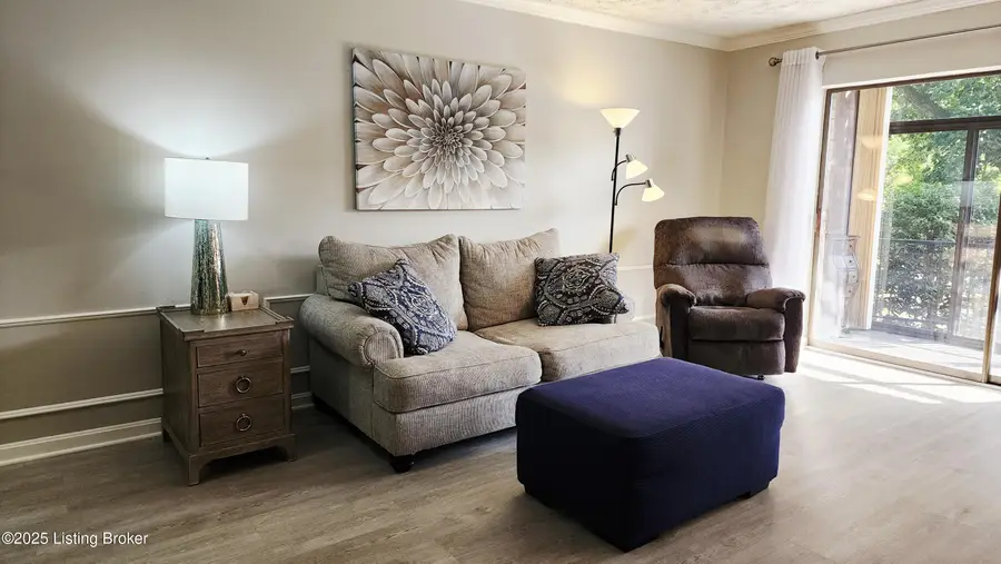 1600 Gardiner Ln #218, Louisville, KY 40205 - Image #3