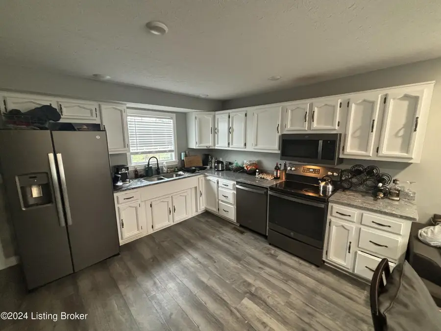 318 Hood Ave, Lebanon, KY 40033 - Image #2