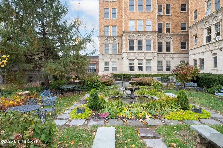 2140 Bonnycastle Ave #APT 7A, Louisville, KY 40205 - Image #2