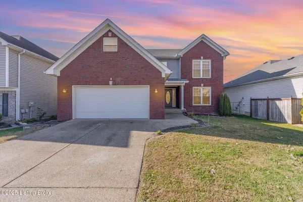 8004 Village Gate Ct, Louisville, KY 40291