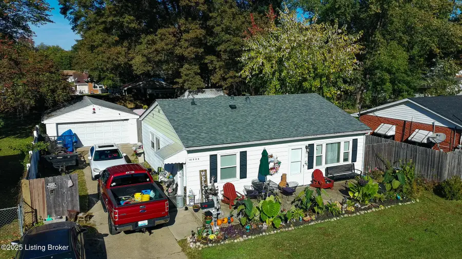 10008 Donau Ln, Louisville, KY 40272 - Image #3