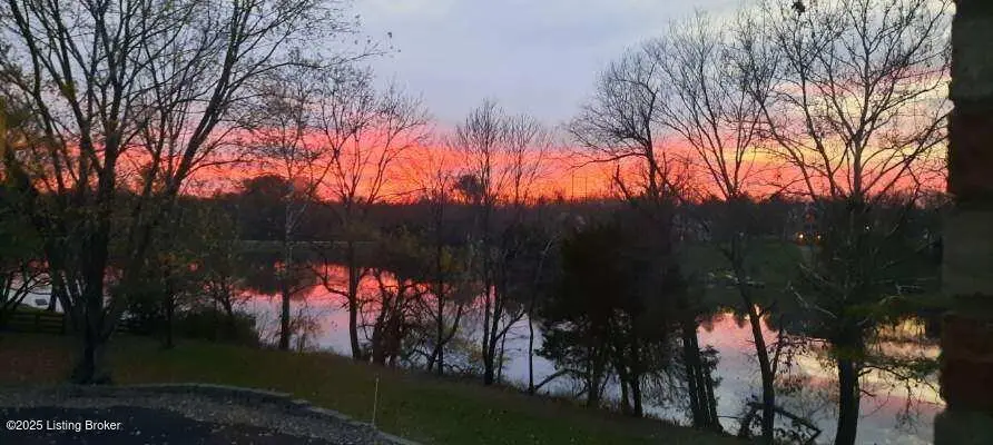 3205 Lake Pointe Ct, Crestwood, KY 40014 - Image #2