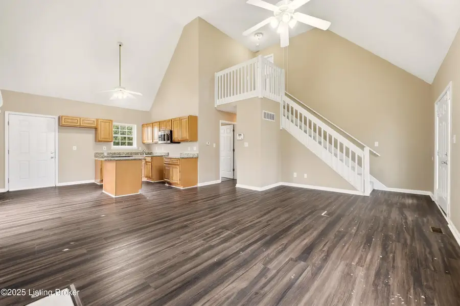 6600 Queens Falls Ct, Louisville, KY 40229 - Image #3