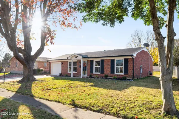 5402 Winslow Dr, Louisville, KY 40272