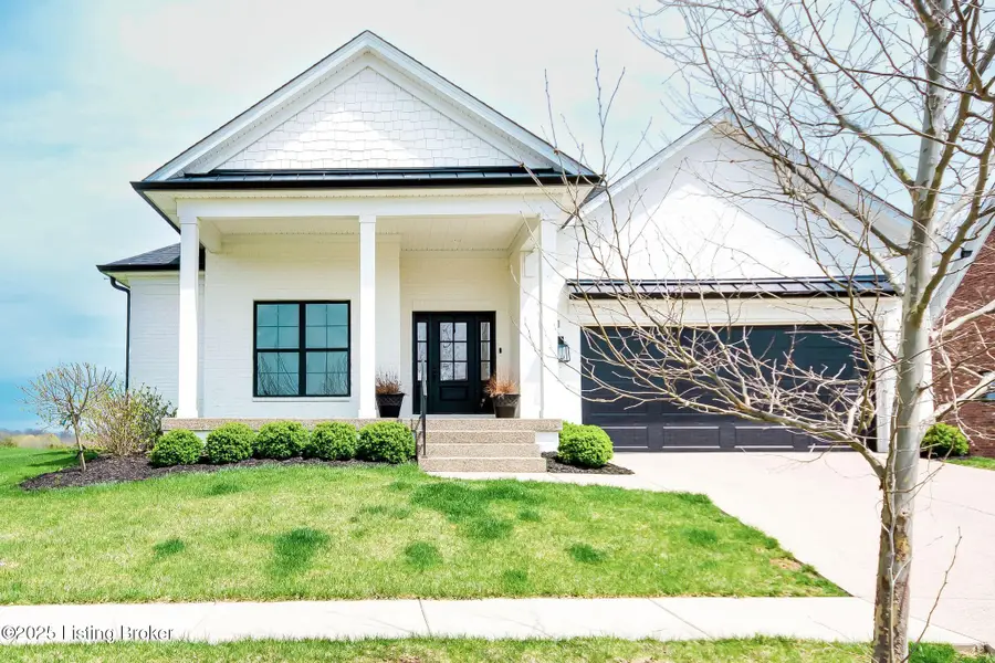 17611 Shakes Creek Dr, Fisherville, KY 40023 - Image #3