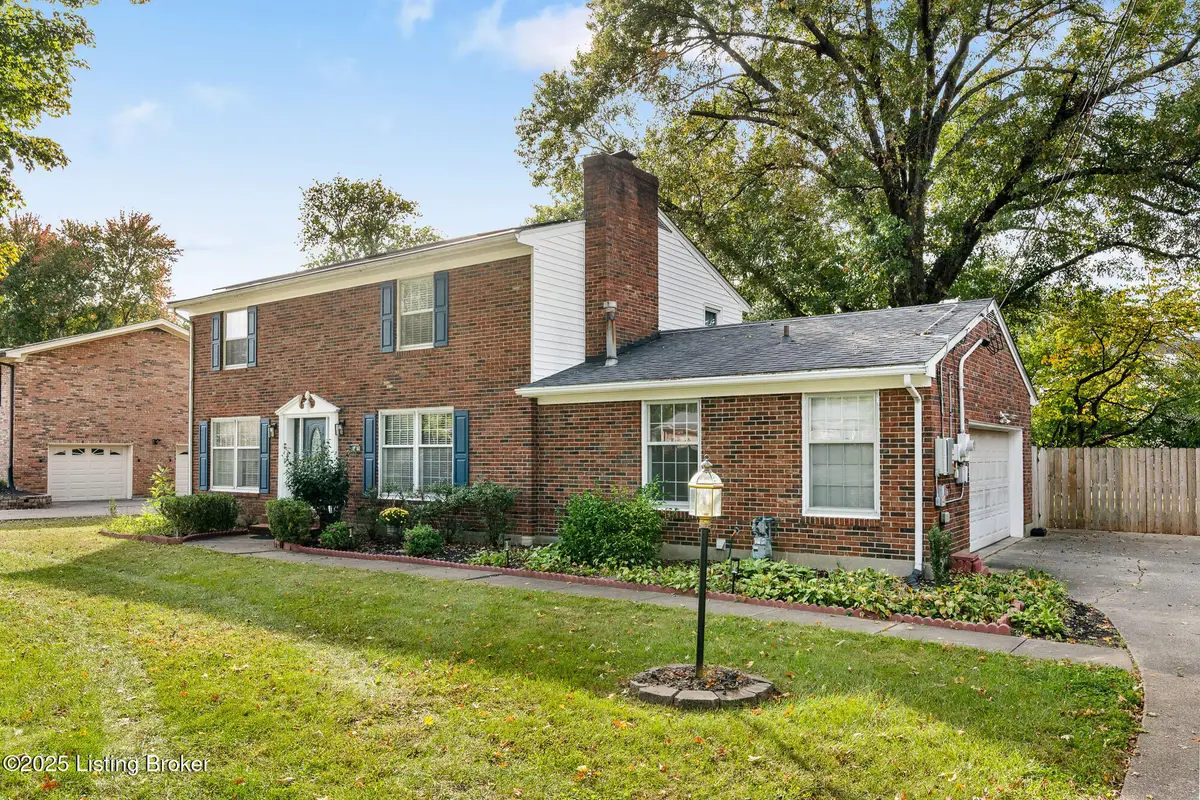 3306 Stony Brook Dr, Louisville, KY 40299 - Image #1