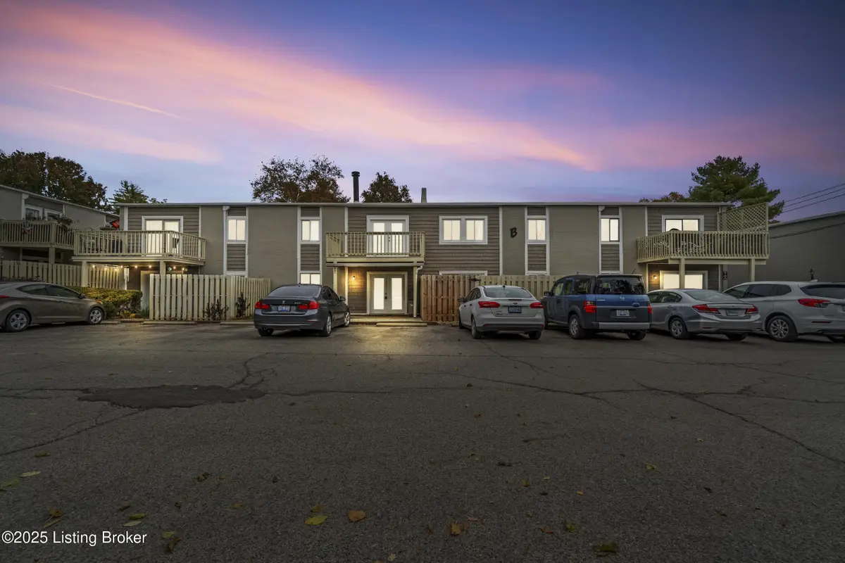 1935 Gardiner Ln #APT B27, Louisville, KY 40205 - Image #1
