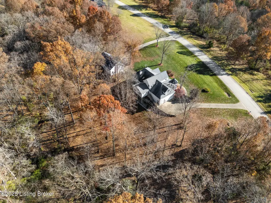 17411 Fisherville Woods Dr, Fisherville, KY 40023 - Image #3