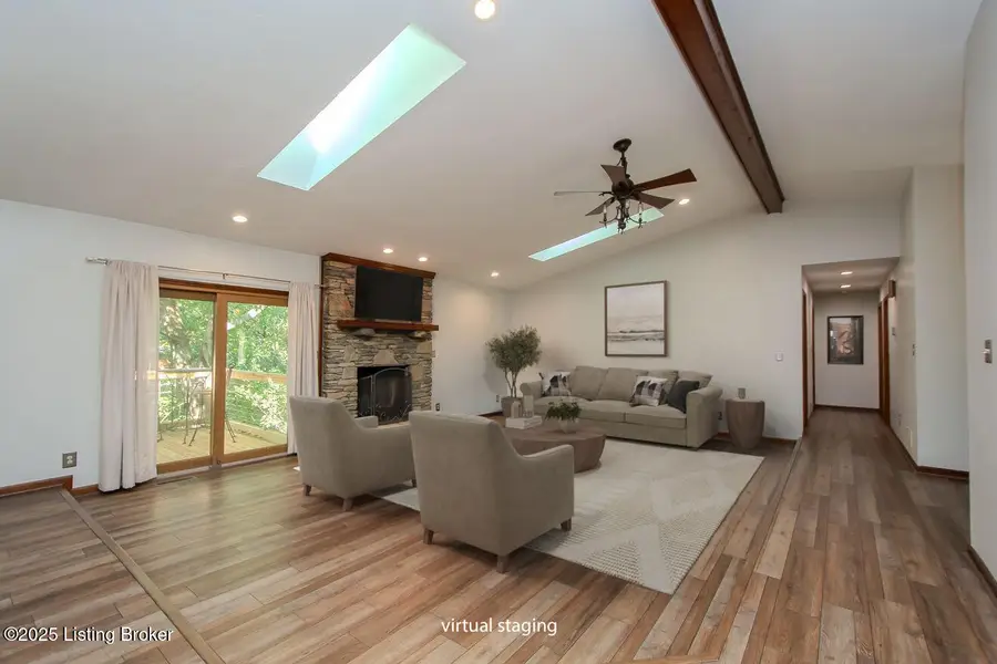 1603 Pleasure Cove Dr, La Grange, KY 40031 - Image #3