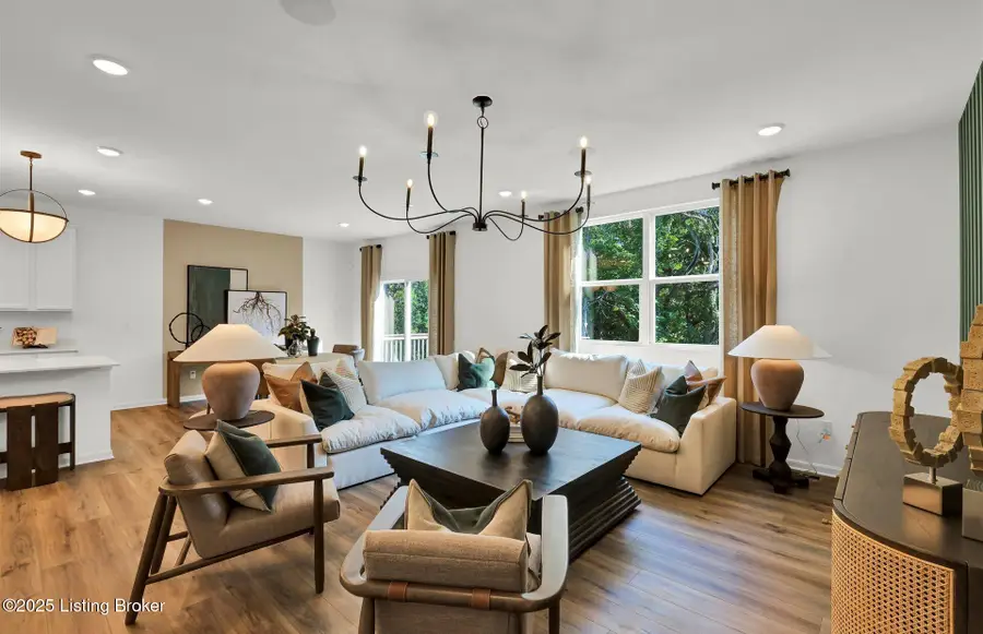 6812 Oak Rock Dr, Louisville, KY 40291 - Image #3