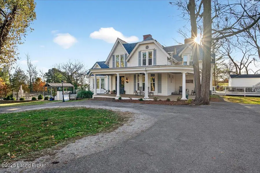 320 Maple Ave, Pewee Valley, KY 40056 - Image #3