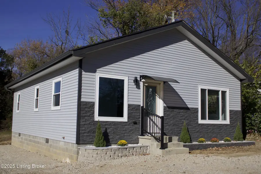 7704 Smyrna Pkwy, Louisville, KY 40228 - Image #3