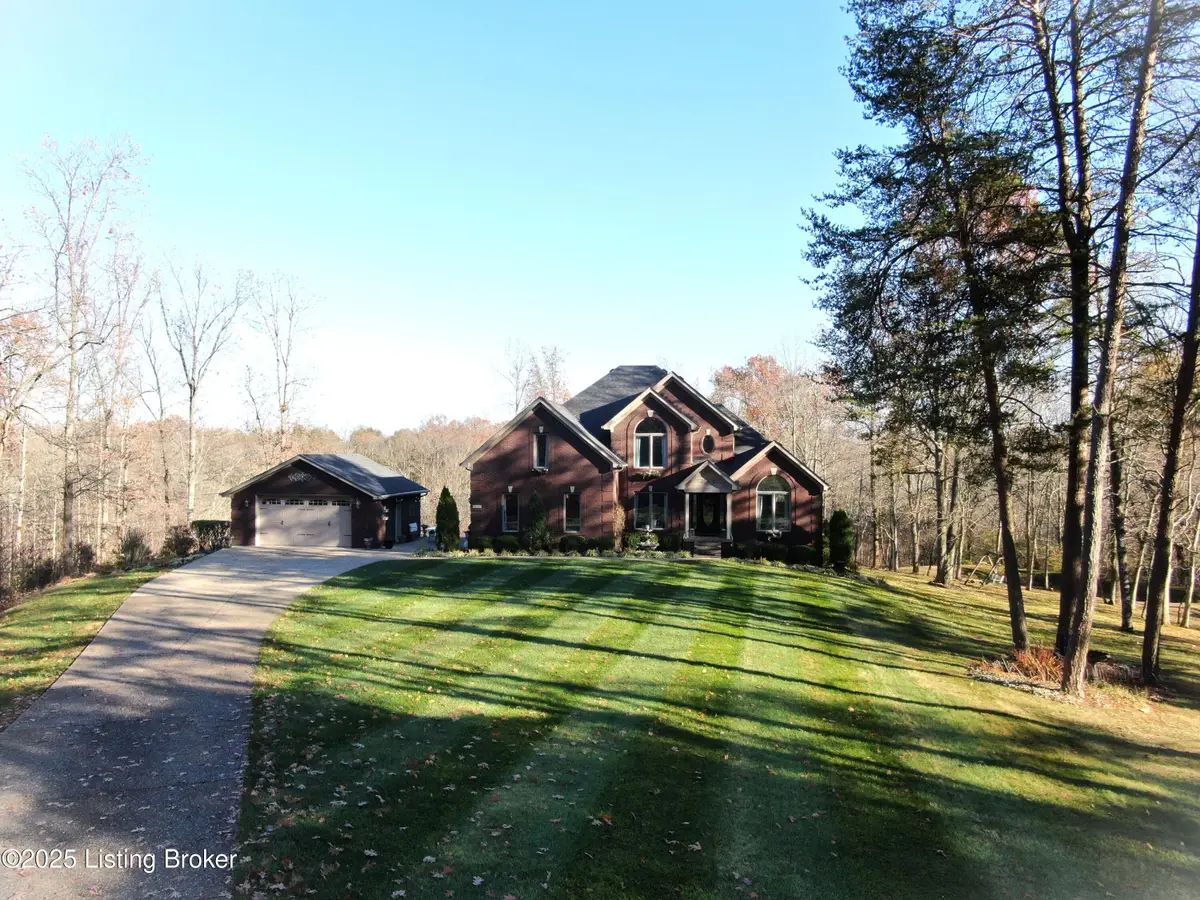 1464 E. Sanders Ln, Mount Washington, KY 40047 - Image #1