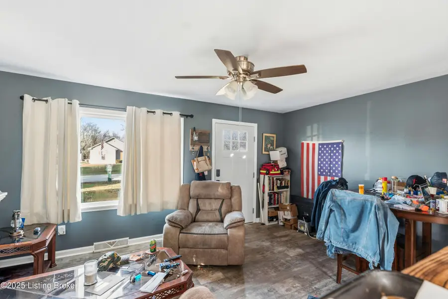 1348 Cross Keys Rd, Shelbyville, KY 40065 - Image #2