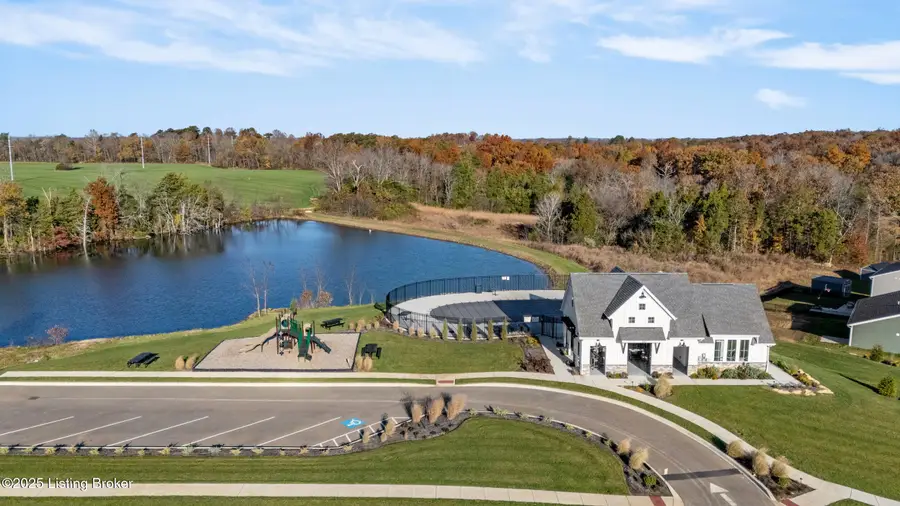 119 Wildflower Ct, Mount Washington, KY 40047 - Image #2