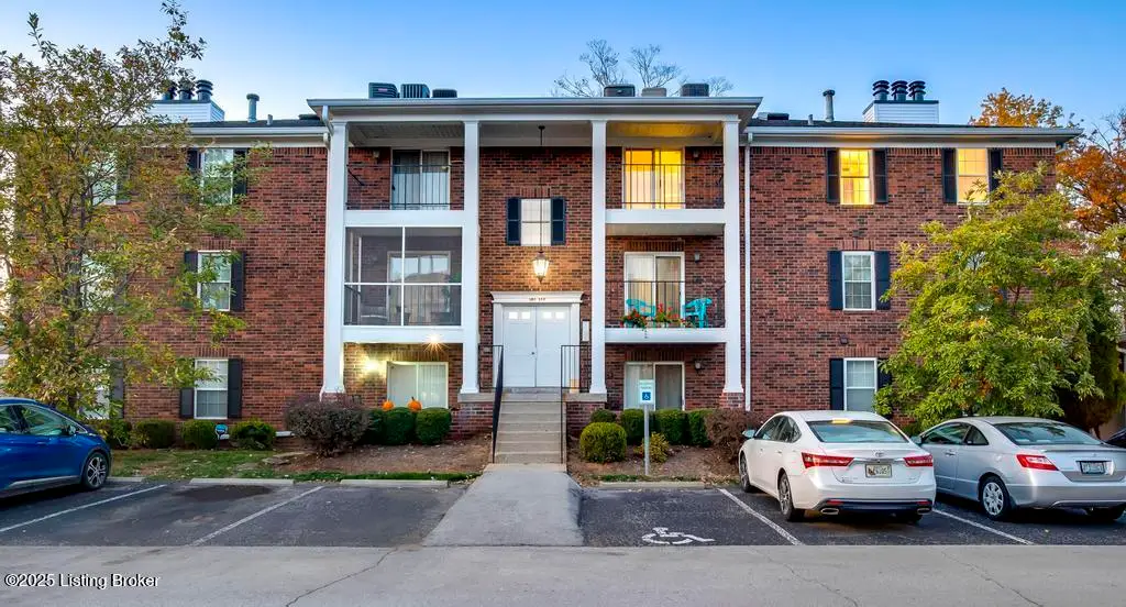 309 Donard Park Ave #3, Louisville, KY 40218 - Image #1