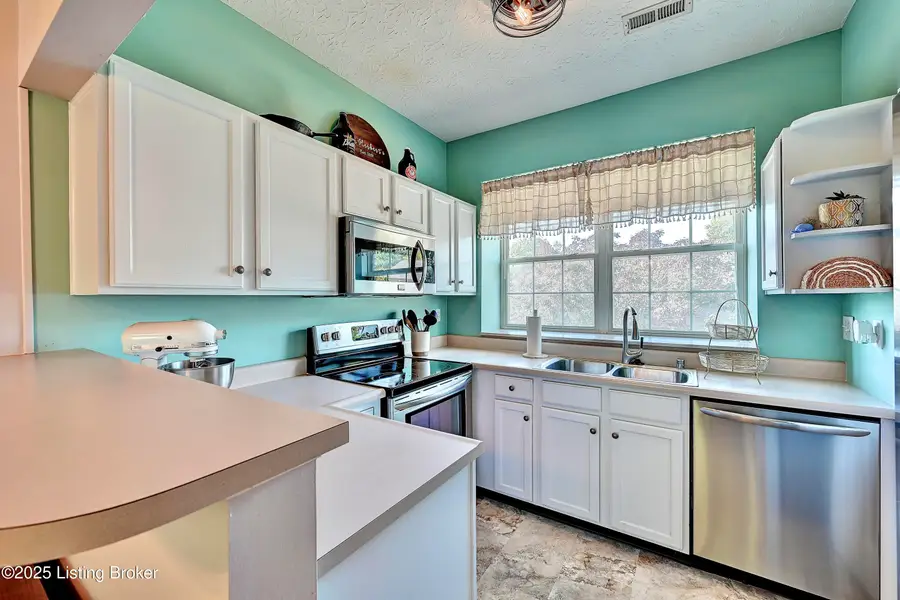 936 Oakmont Ct, Union, KY 41091 - Image #3