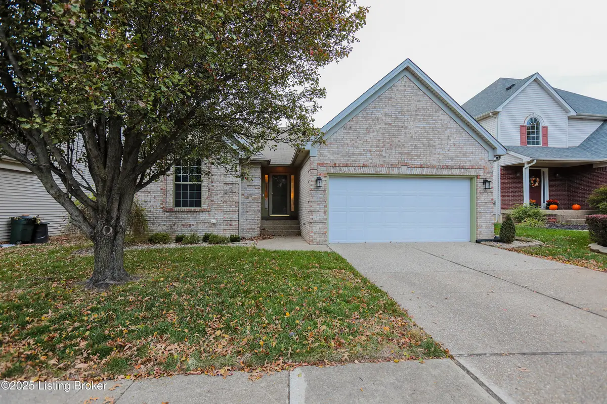 11115 Coventry Greens Dr, Louisville, KY 40241 - Image #1