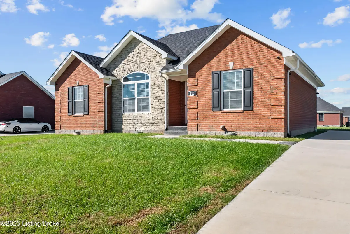 115 Durango Dr, Coxs Creek, KY 40013 - Image #1