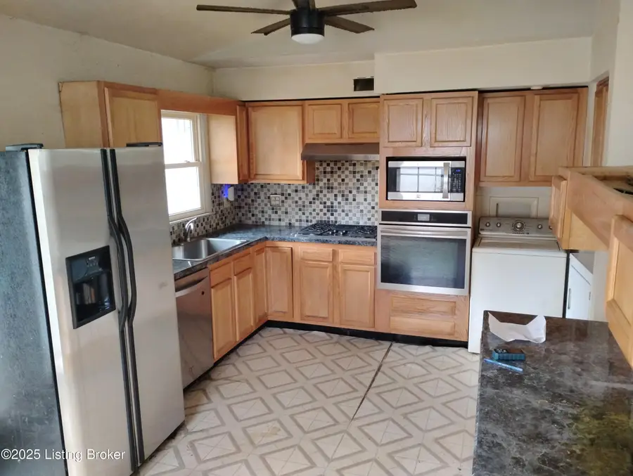 3030 Nepperhan Rd, Louisville, KY 40220 - Image #2