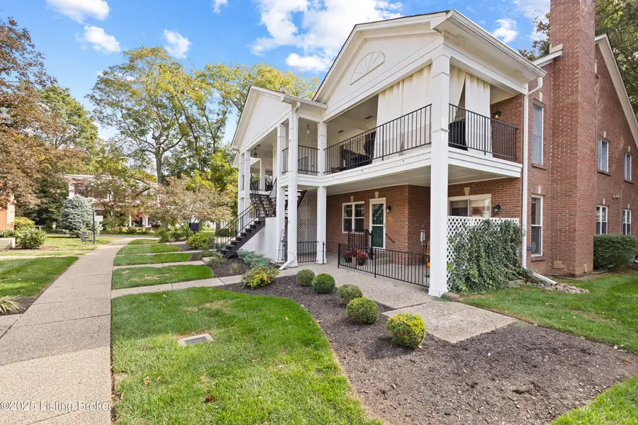 657 Breckenridge Ln #F2, Louisville, KY 40207 - Image #2