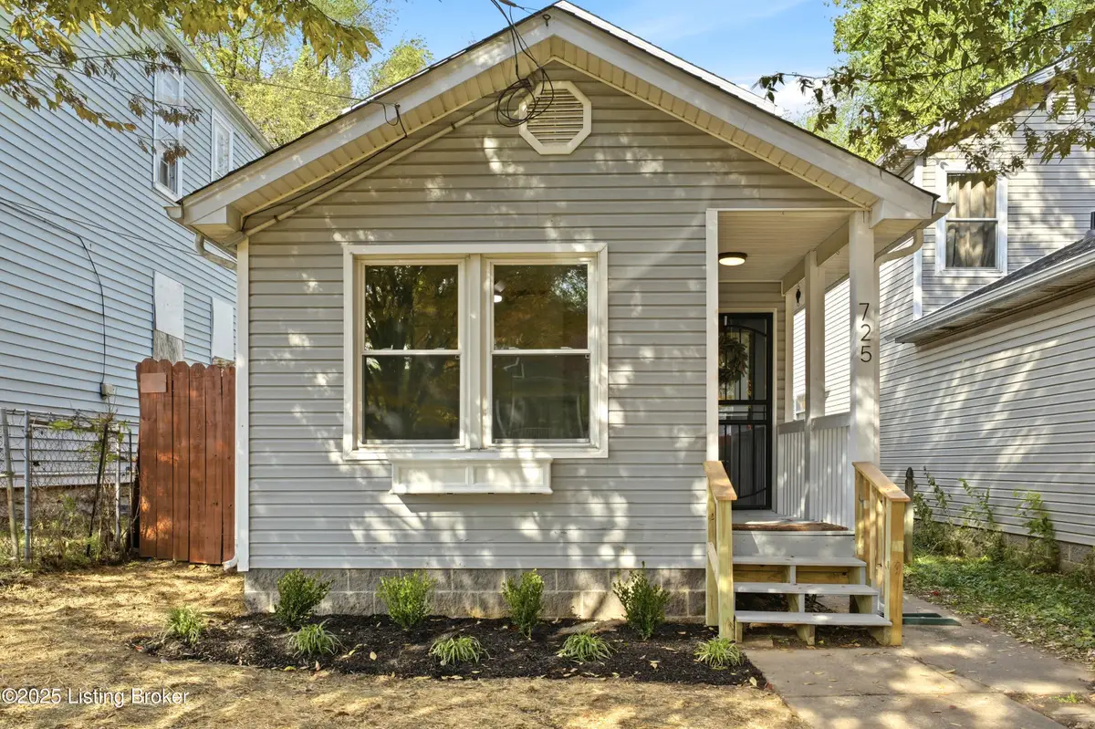 725 Speckert Ct, Louisville, KY 40203 - Image #1