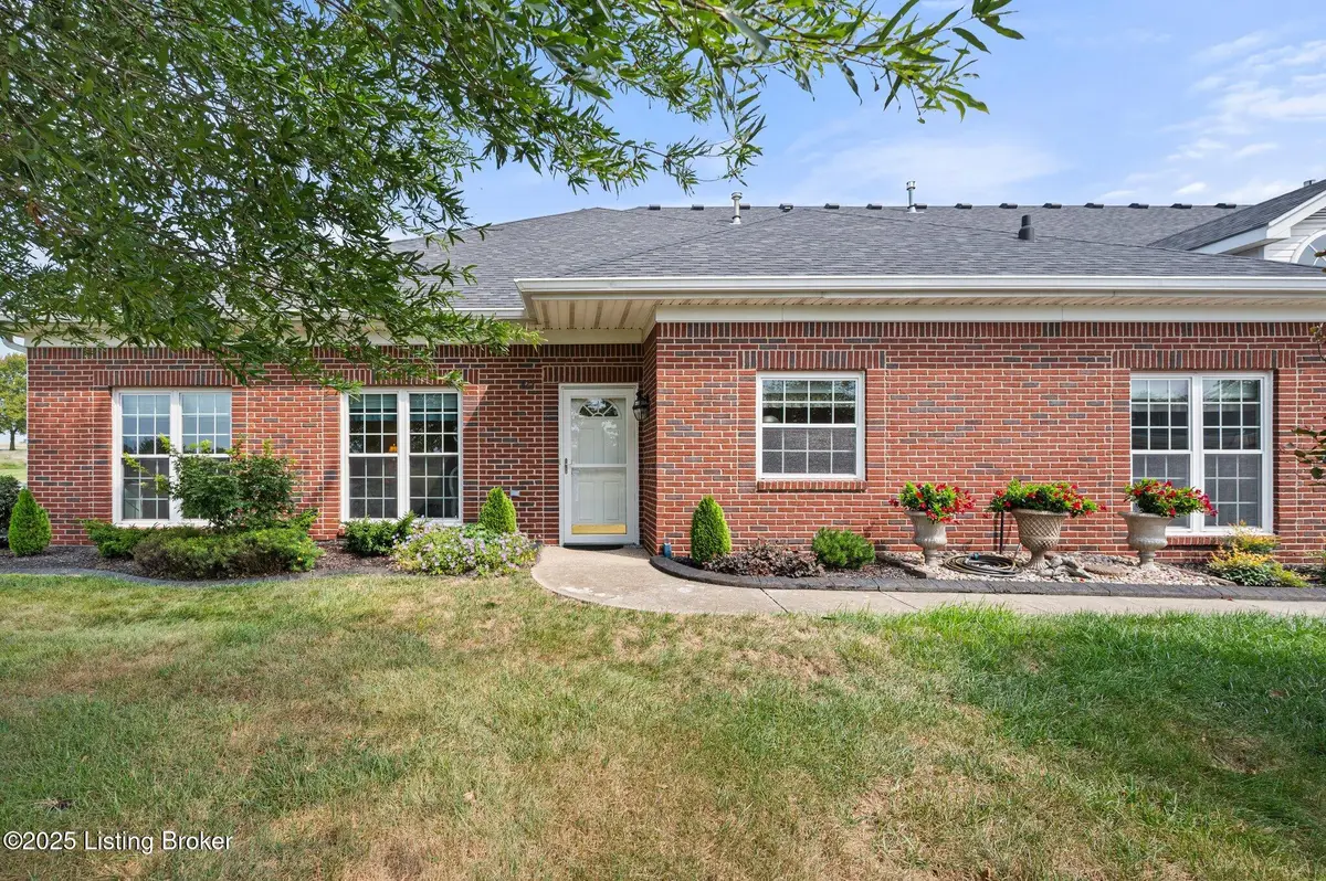 427 Turnberry Ln, Shelbyville, KY 40065 - Image #1