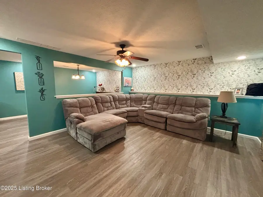 350 School Side Dr, Brandenburg, KY 40108 - Image #3