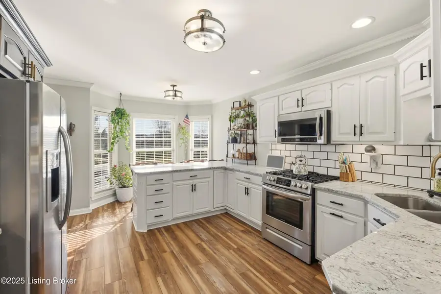 328 Stoneyridge Wynde, Shepherdsville, KY 40165 - Image #3