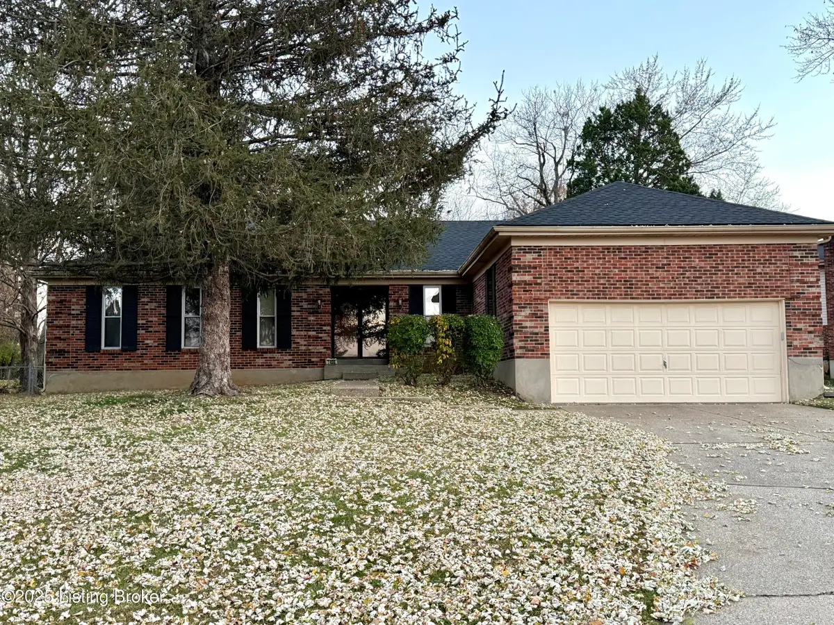 7400 Stone Bluff Ct, Louisville, KY 40291 - Image #1