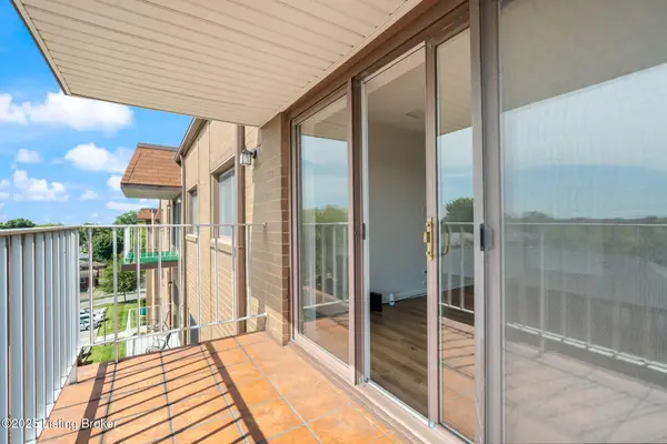 3030 Breckenridge Ln # 516-2, Louisville, KY 40220