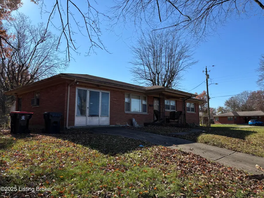 4401 Estate Dr, Louisville, KY 40216 - Image #2