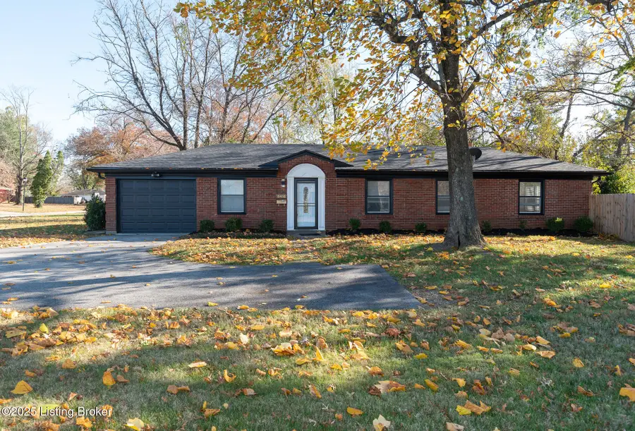 8416 Westport Rd, Briarwood, KY 40242 - Image #2