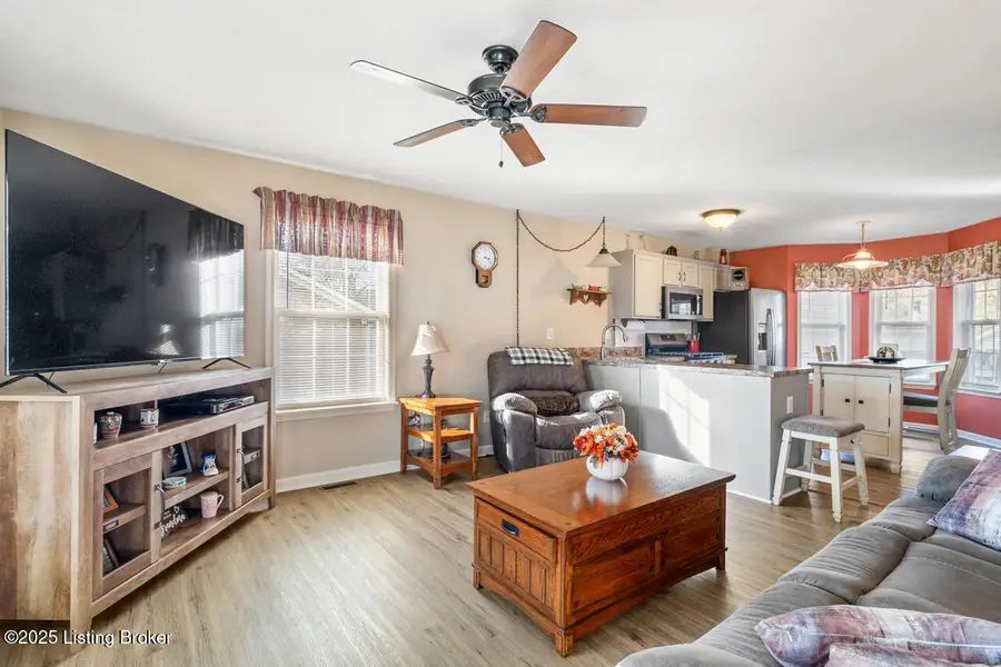 805 Tin Dor Way, Fairdale, KY 40118 - Image #2