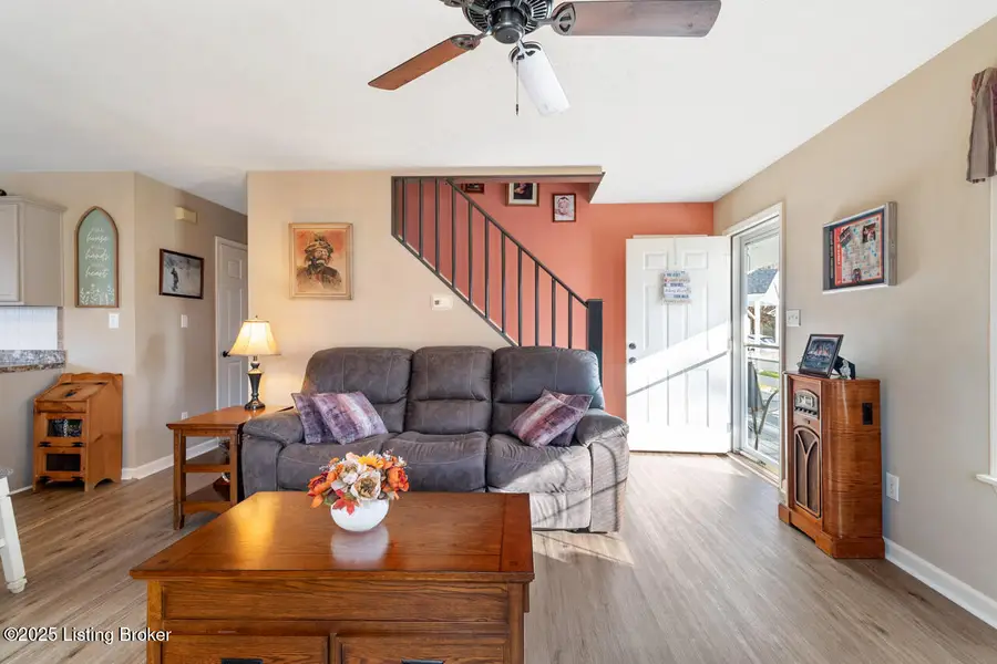 805 Tin Dor Way, Fairdale, KY 40118 - Image #3