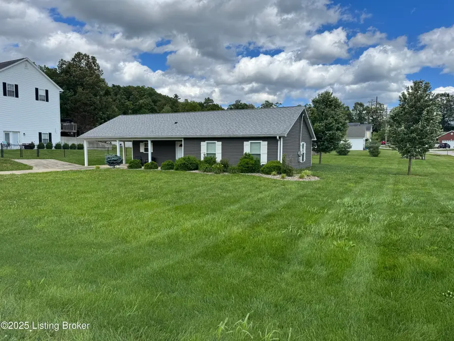 106 Hunter Ln, Brandenburg, KY 40108 - Image #3