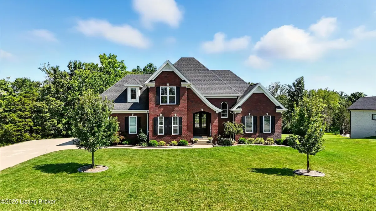 7387 Grand Oaks Dr, Crestwood, KY 40014 - Image #1