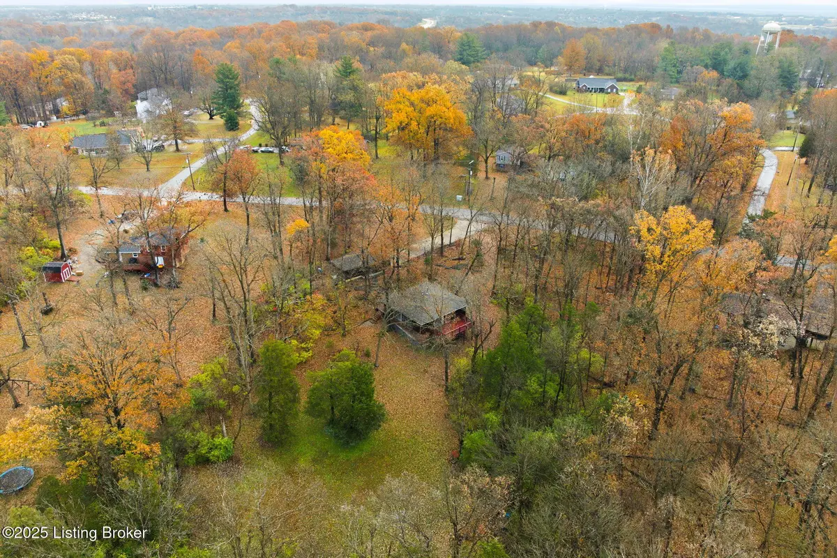 3300 Pin Oak Dr, La Grange, KY 40031 - Image #1