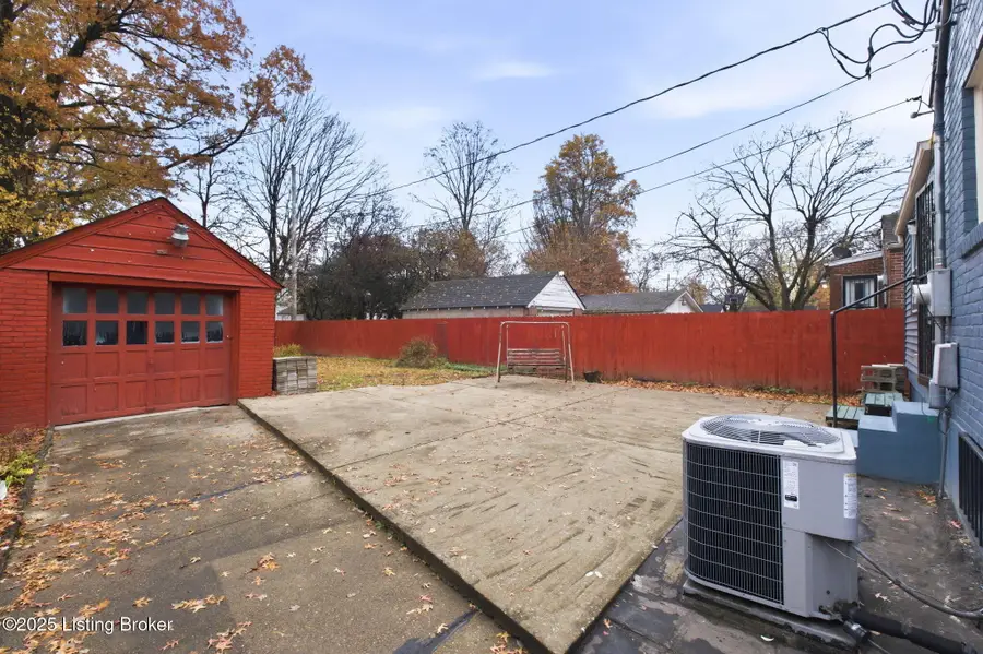 1521 Larchmont Ave, Louisville, KY 40215 - Image #2