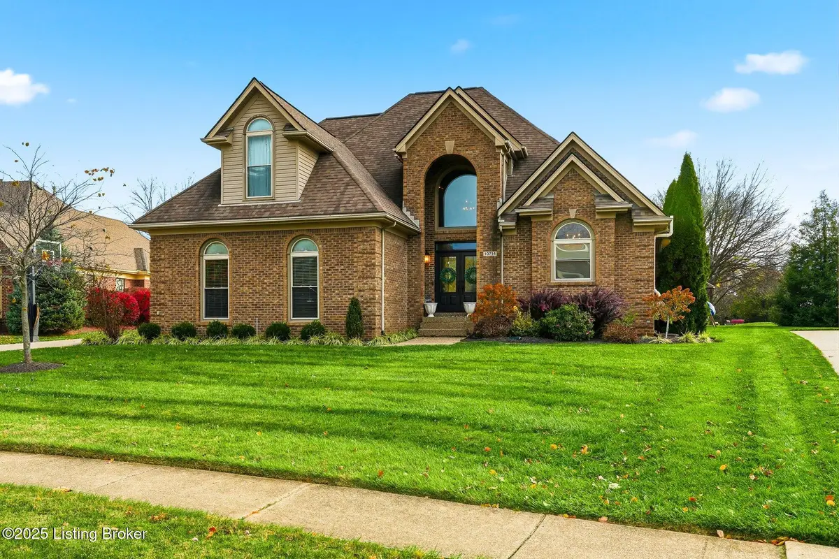 10714 Worthington Ln, Prospect, KY 40059 - Image #1