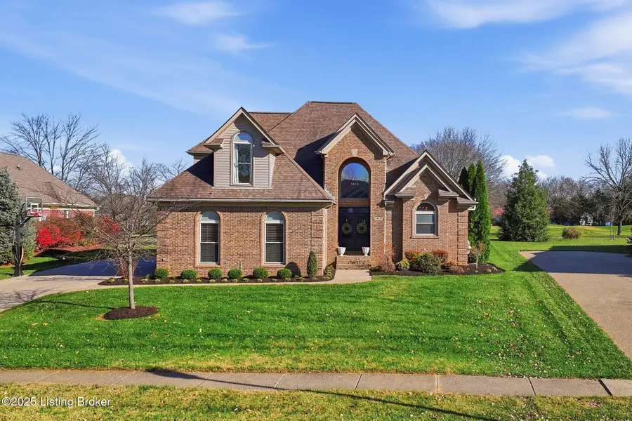 10714 Worthington Ln, Prospect, KY 40059 - Image #2