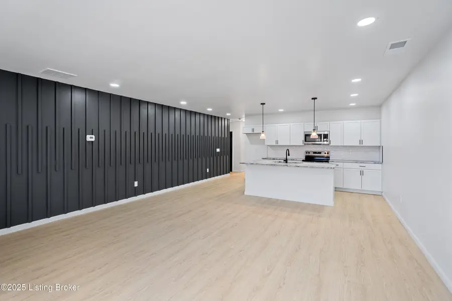 6713 Memory Ln, Louisville, KY 40258 - Image #2