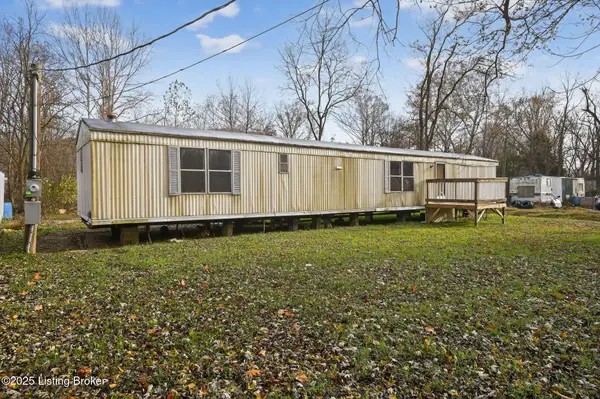 226 Creekside Dr, Shepherdsville, KY 40165