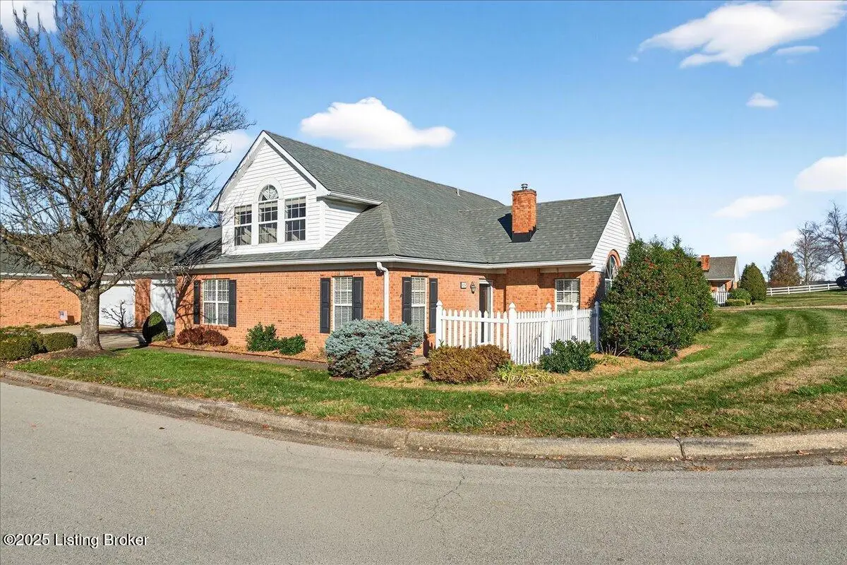124 Azalea Ct, La Grange, KY 40031 - Image #1