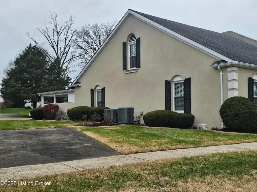 102 Regency Ct #B-3, Campbellsville, KY 42718 - Image #3