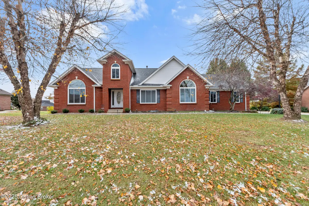 126 Deep Springs Dr, Bardstown, KY 40004 - Image #1