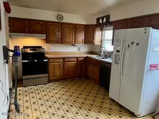 4402 Billy Bone Ct, Louisville, KY 40229 - Image #2