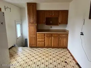 4402 Billy Bone Ct, Louisville, KY 40229 - Image #3